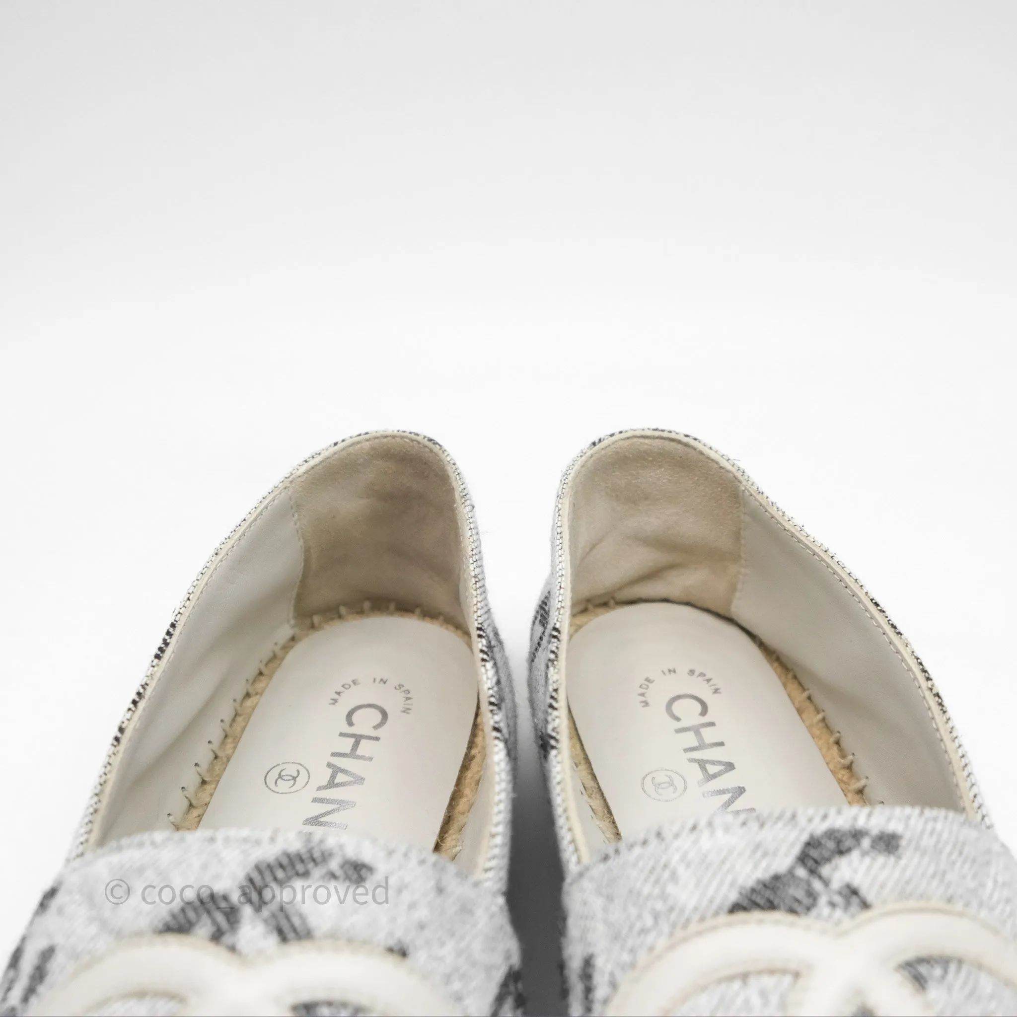 Chanel CC Espadrilles in Grey Cotton Jacquard Black Grosgrain 22S Size 38