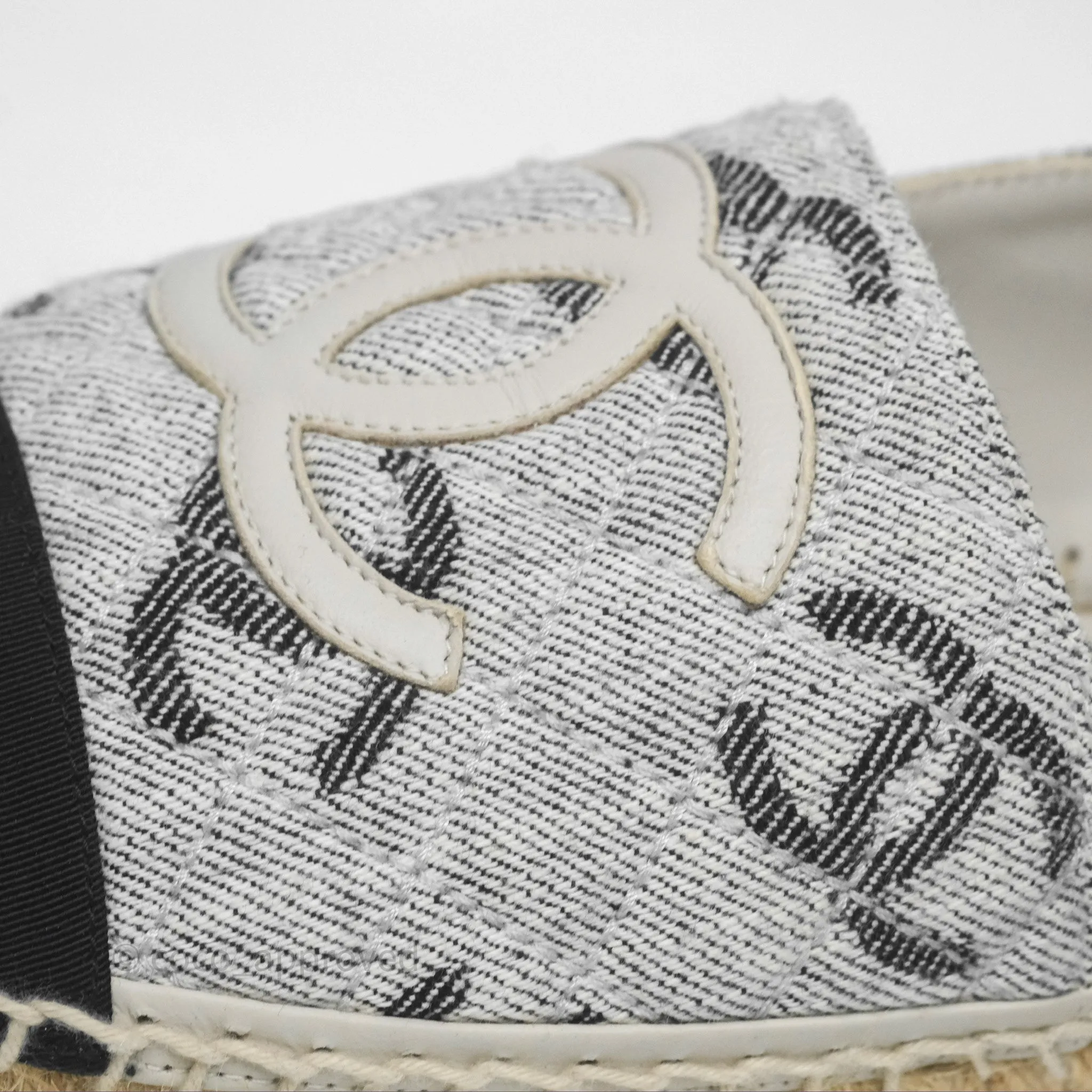 Chanel CC Espadrilles in Grey Cotton Jacquard Black Grosgrain 22S Size 38