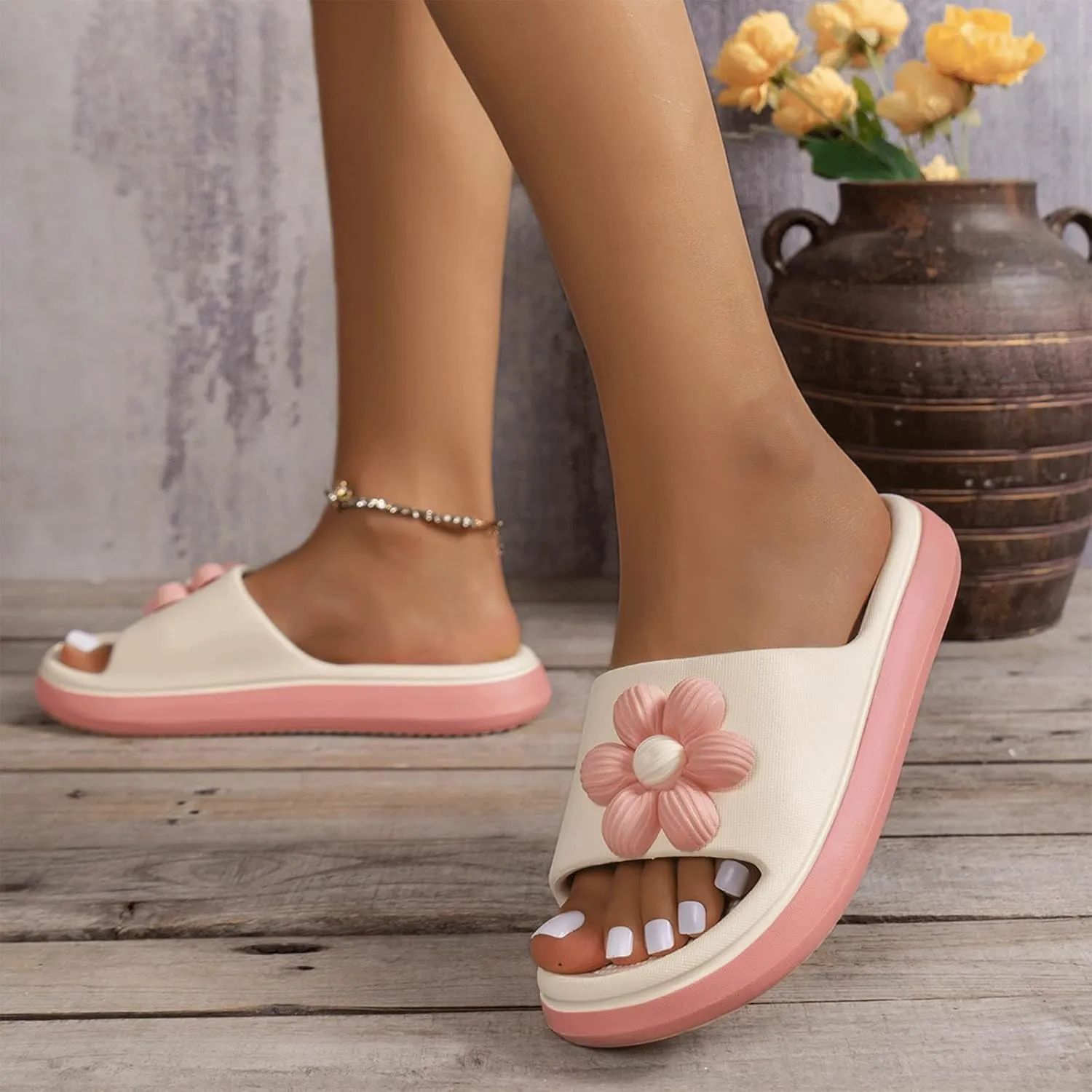 Cloud Slides for Women Cute Flower Pillow Slippers Non Slip Platform Foam Sandals for Indoor Outdoor House Pool