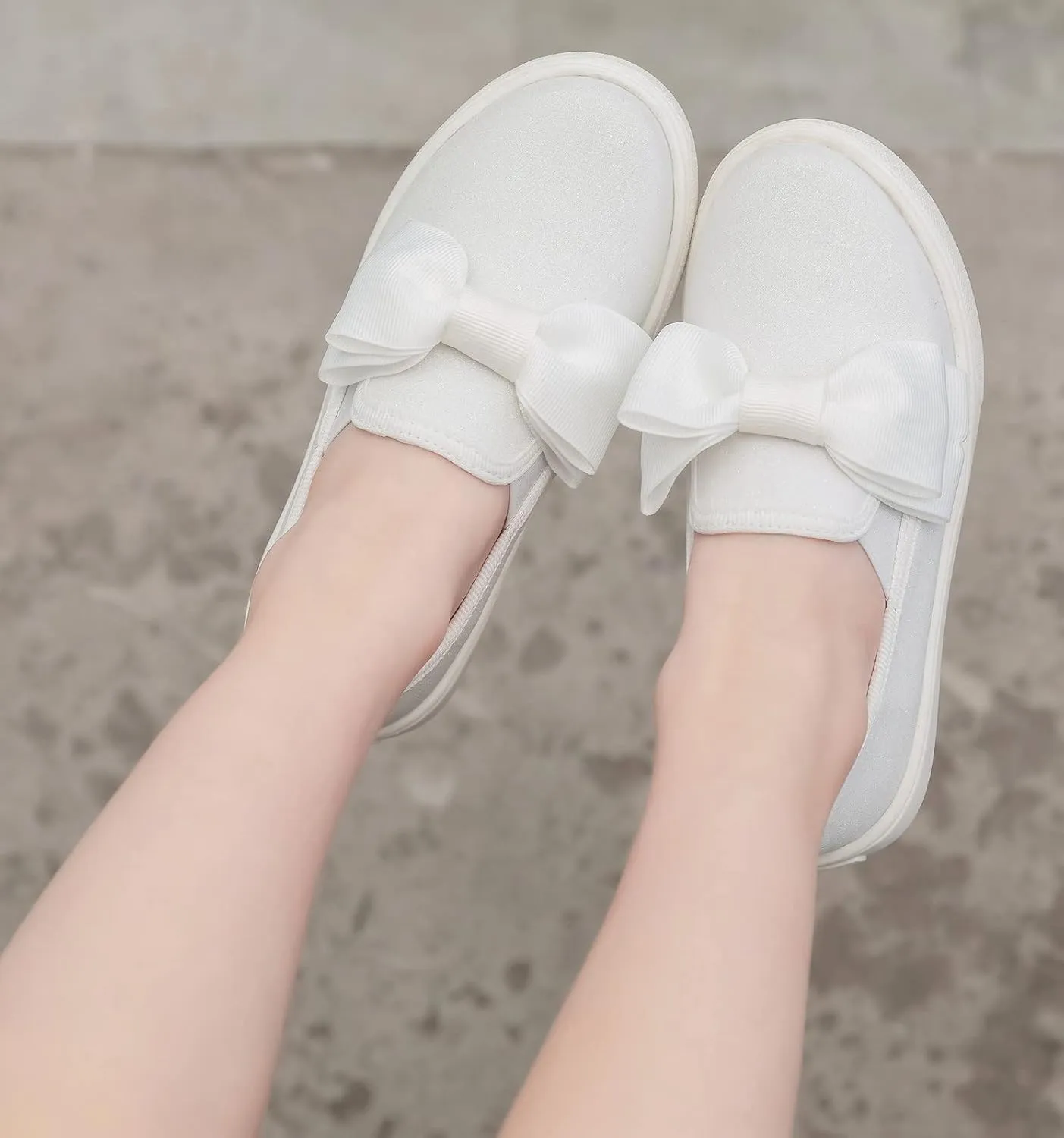 DADAWEN Girls Slip On Glitter Sneakers Cute Bow Lazy Tennis Shoes Loafers for Little Girls(Toddler/Little Kid/Big Kid)
