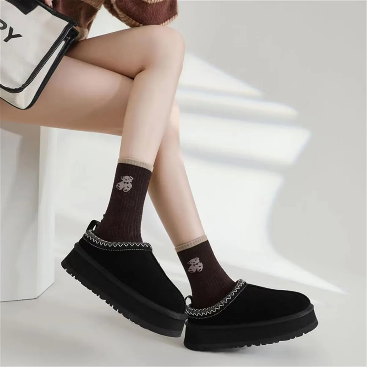 Fashion plush platform slippers for kids trend Mini Fleece Lined boots big kids Outdoor indoor slippers little kids Anti slip boots girl boys Short ankle boots Toddler
