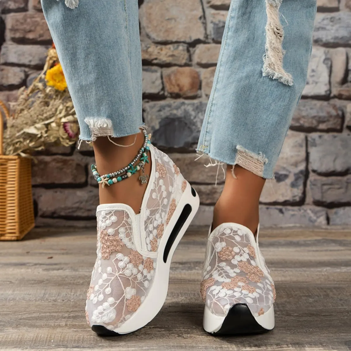 Floral Embroidery Chunky Y2k Boho Sneakers for Women, Breathable Lightweight Walking Shoes, Casual Outdoor