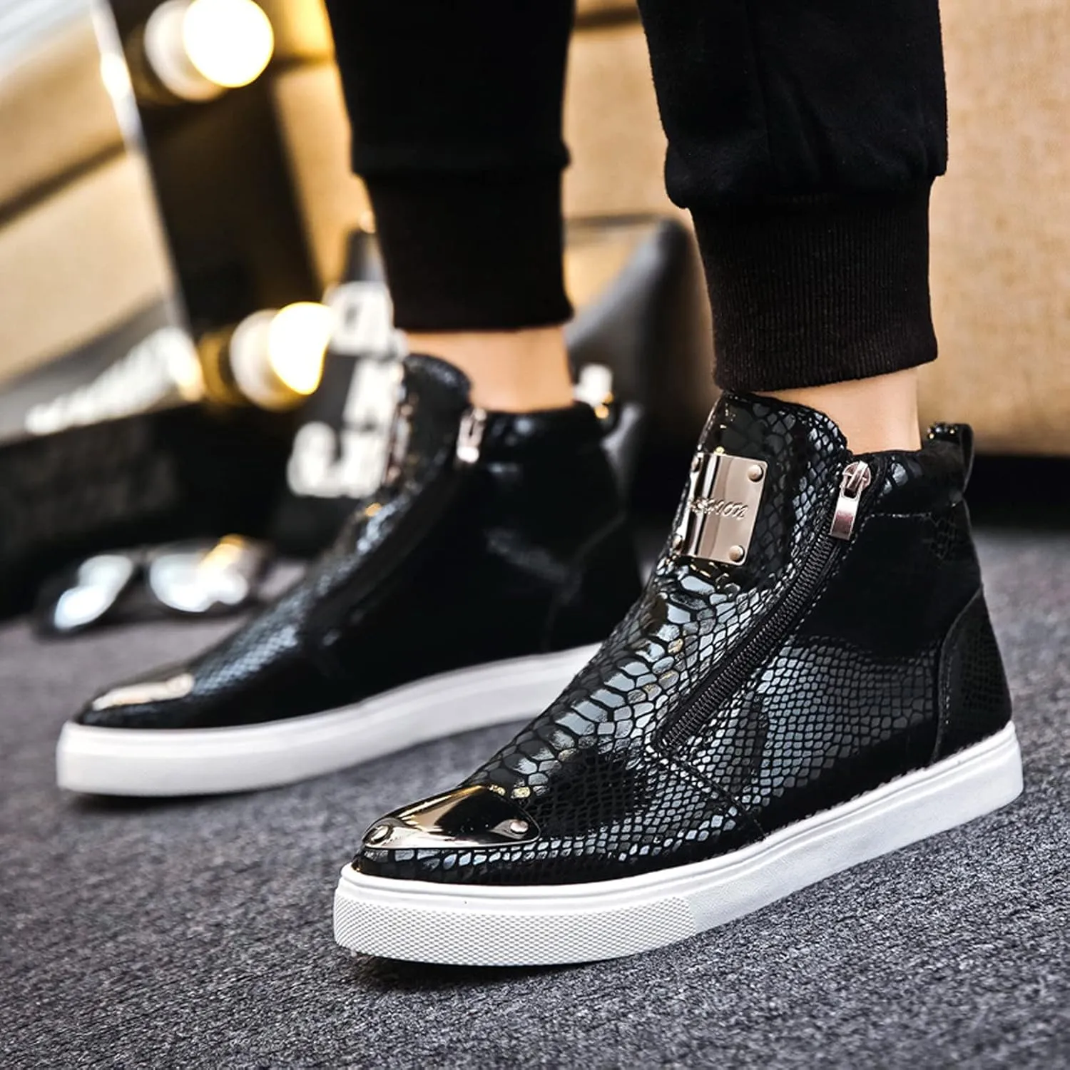 Mens Casual Side Zippper Motorcycle Boots Classic Combat Ankle Boots Snake Print High Top Board Shoes