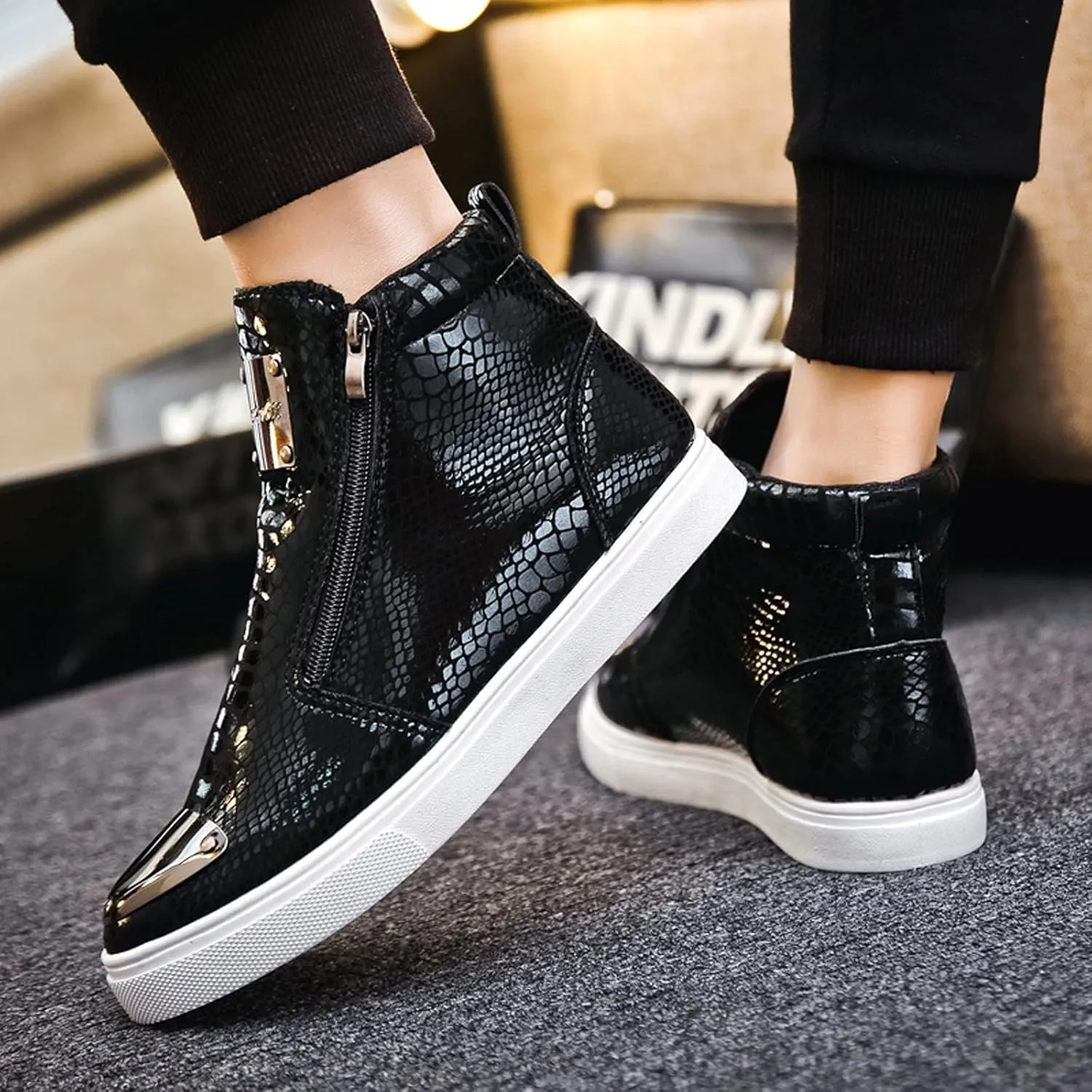 Mens Casual Side Zippper Motorcycle Boots Classic Combat Ankle Boots Snake Print High Top Board Shoes