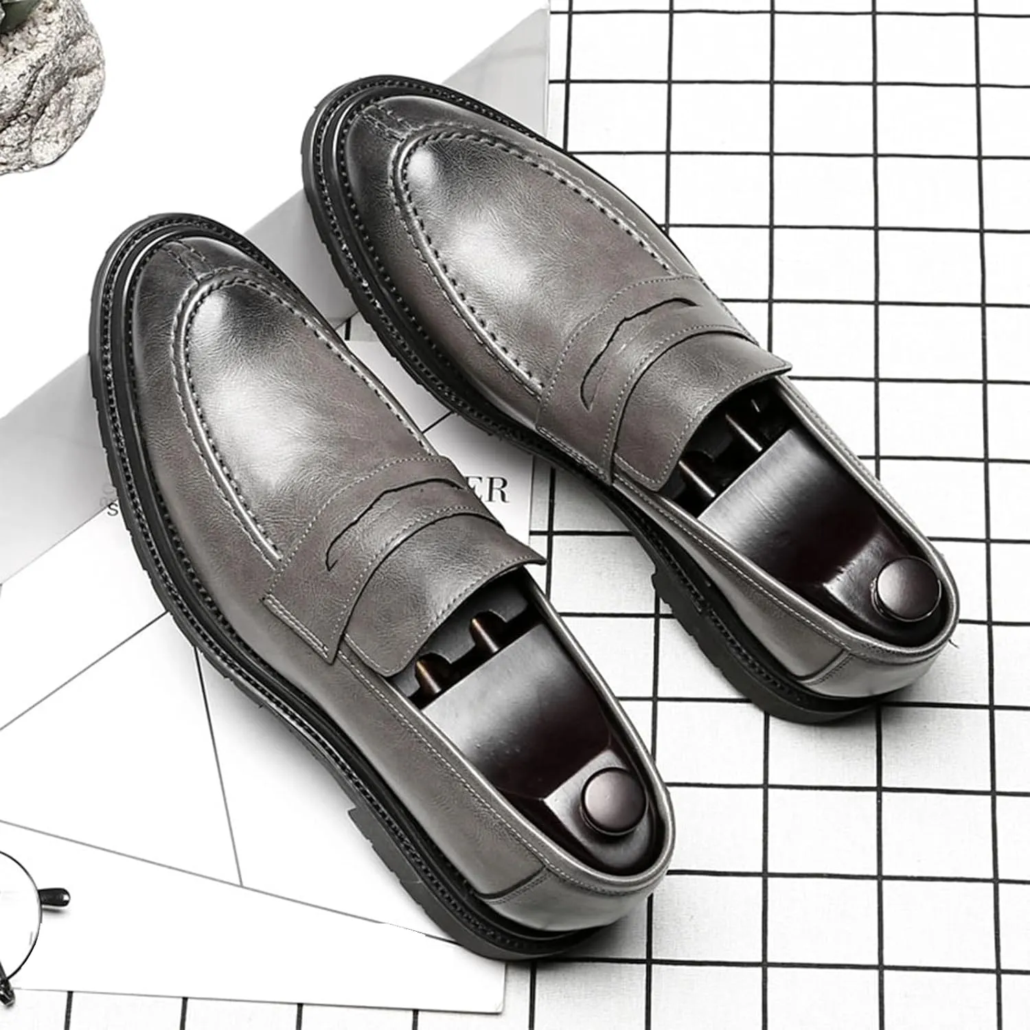Men's Round Toe Chunky Leather Casual Loafers, Fashionable Slip-On Convex Non-Slip Retro Formal Penny Loafers