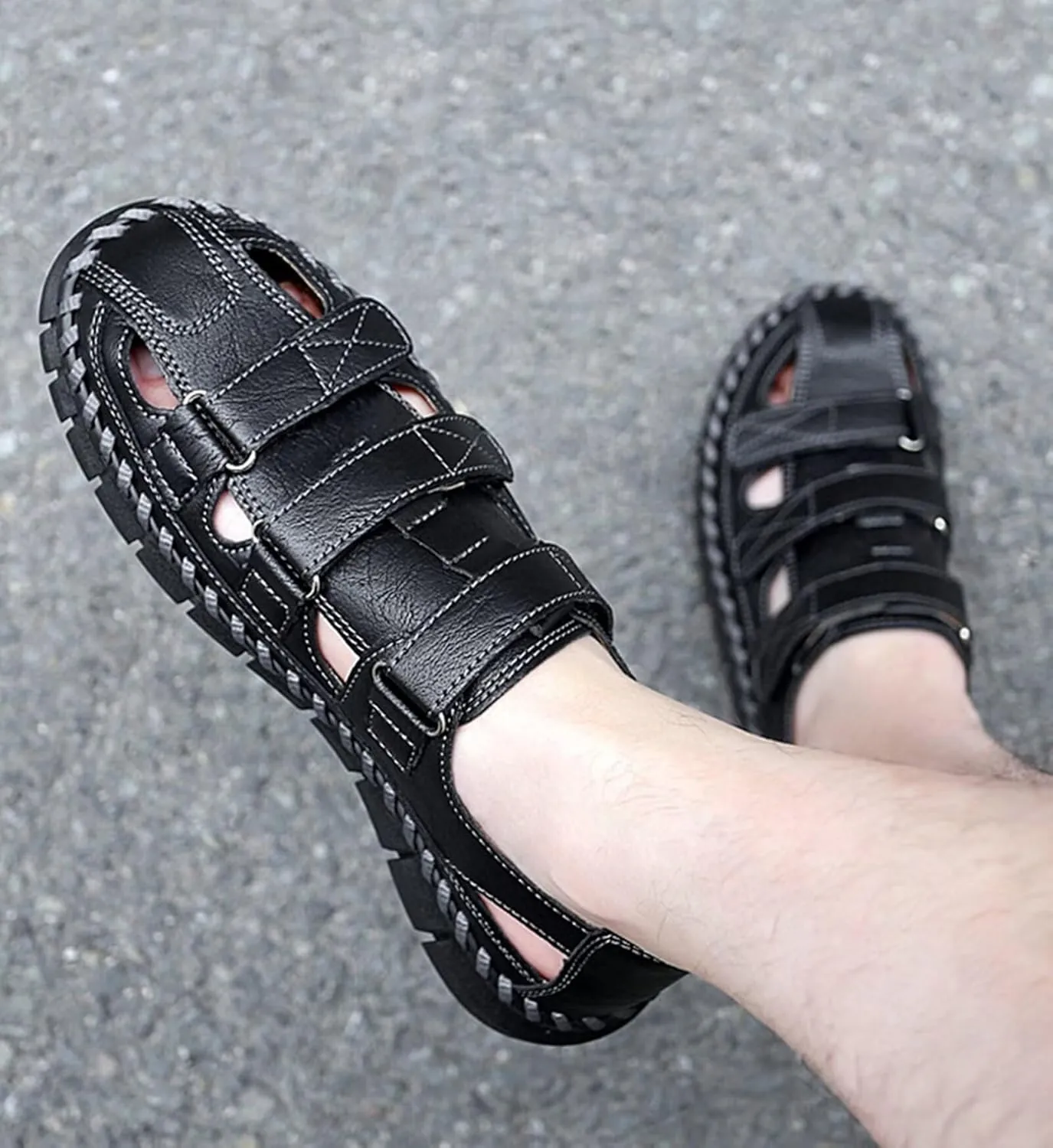 Men's Walking Sandals Beach Sandals Leather Closed Toe Summer Shoes for Trekking Hiking Outdoor Sports Comfortable Sandals