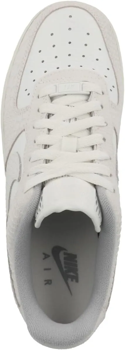 Nike Women's Modern