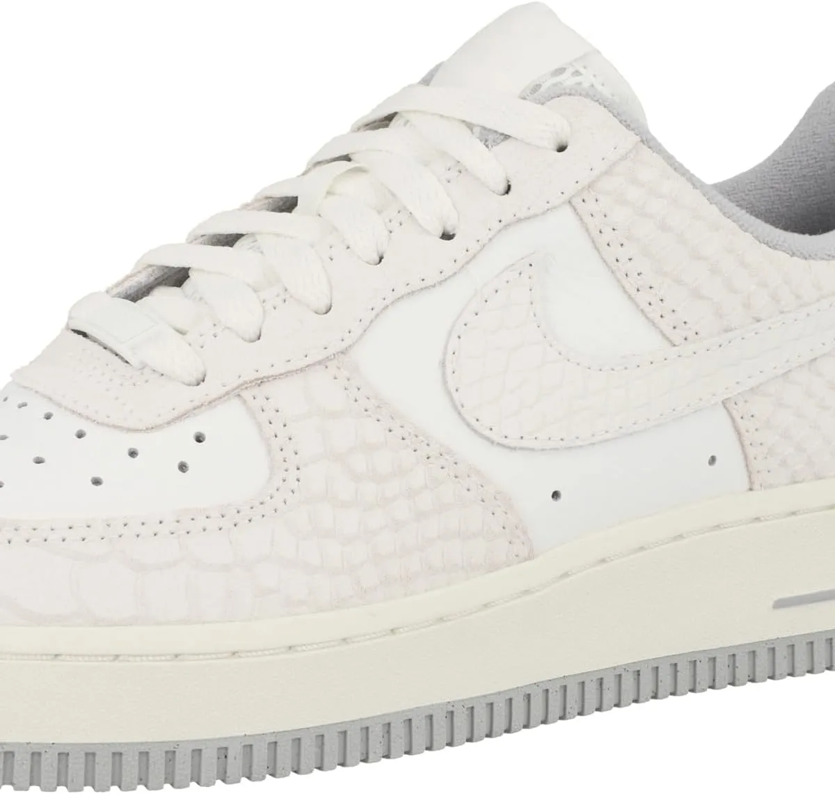 Nike Women's Modern