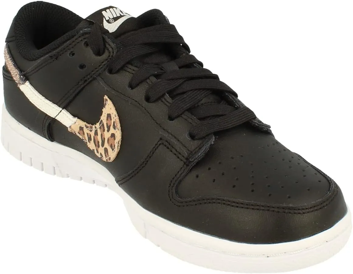 Nike womens Modern