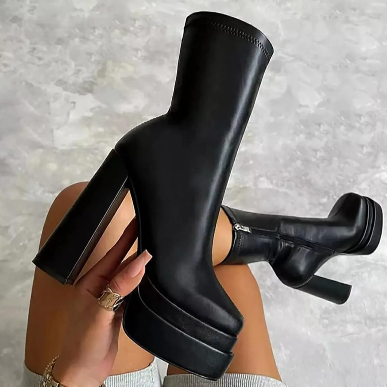 oiangi Platform Boots for Women Chunky Heel Ankle Booties Fashion Square Toe Double Platform Zipper Block High Heel Boots Winter Solid Casual Shoes