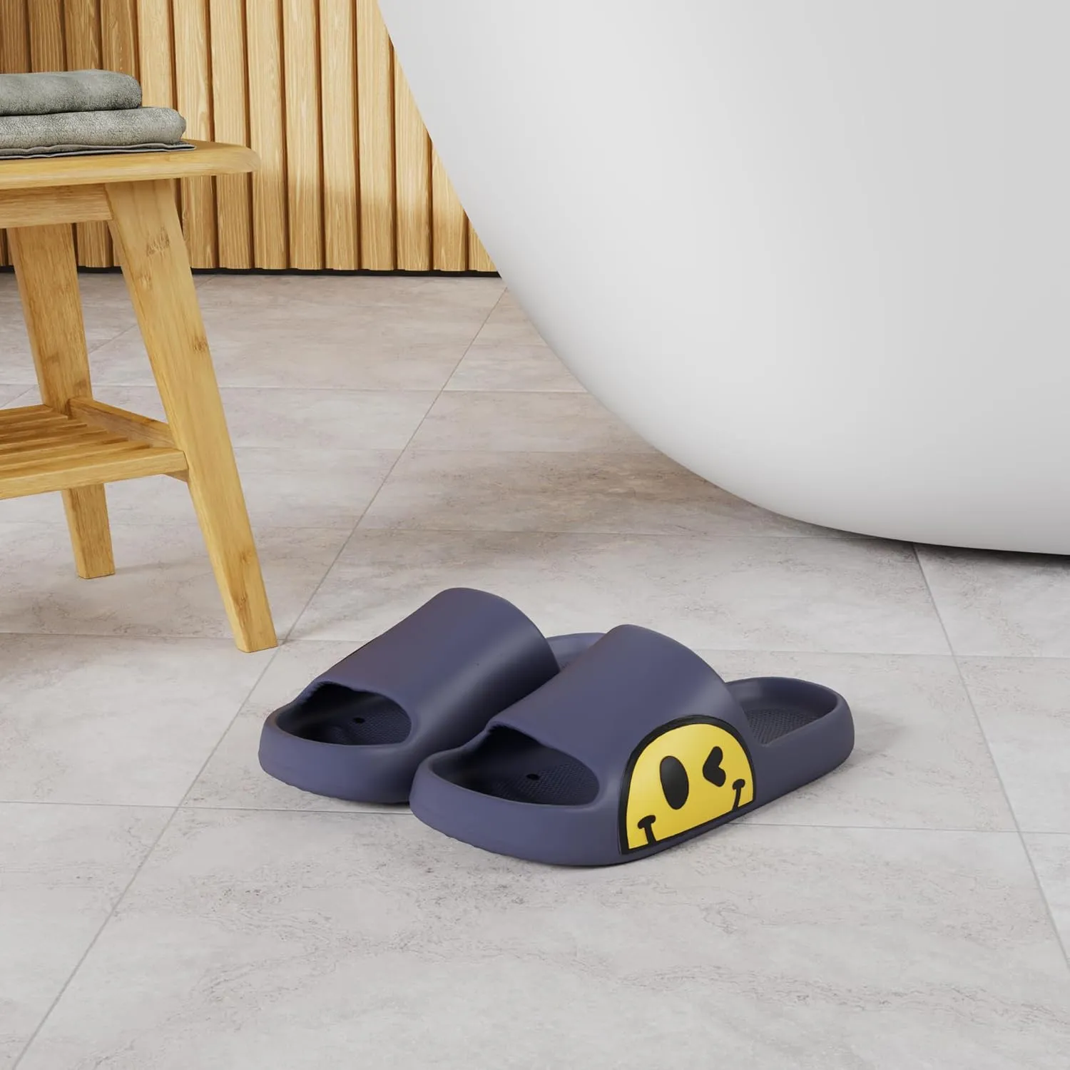 Sandals for Girls and Boys,Mens Slippers Sandals for Women,EVA Anti-Slip Indoor & Outdoor Kids Slippers Smile Face Open Toe Spa Bath Pool Gym House Casual Shower Shoes