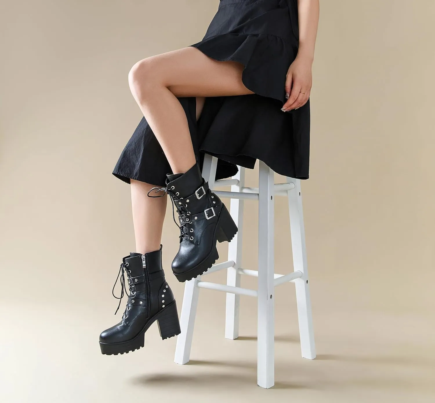 Women’s Ankle Boots Round Toe Gothic Chunky Platform Combat Boots Lace Up Short Booties Side Zipper Biker Boots