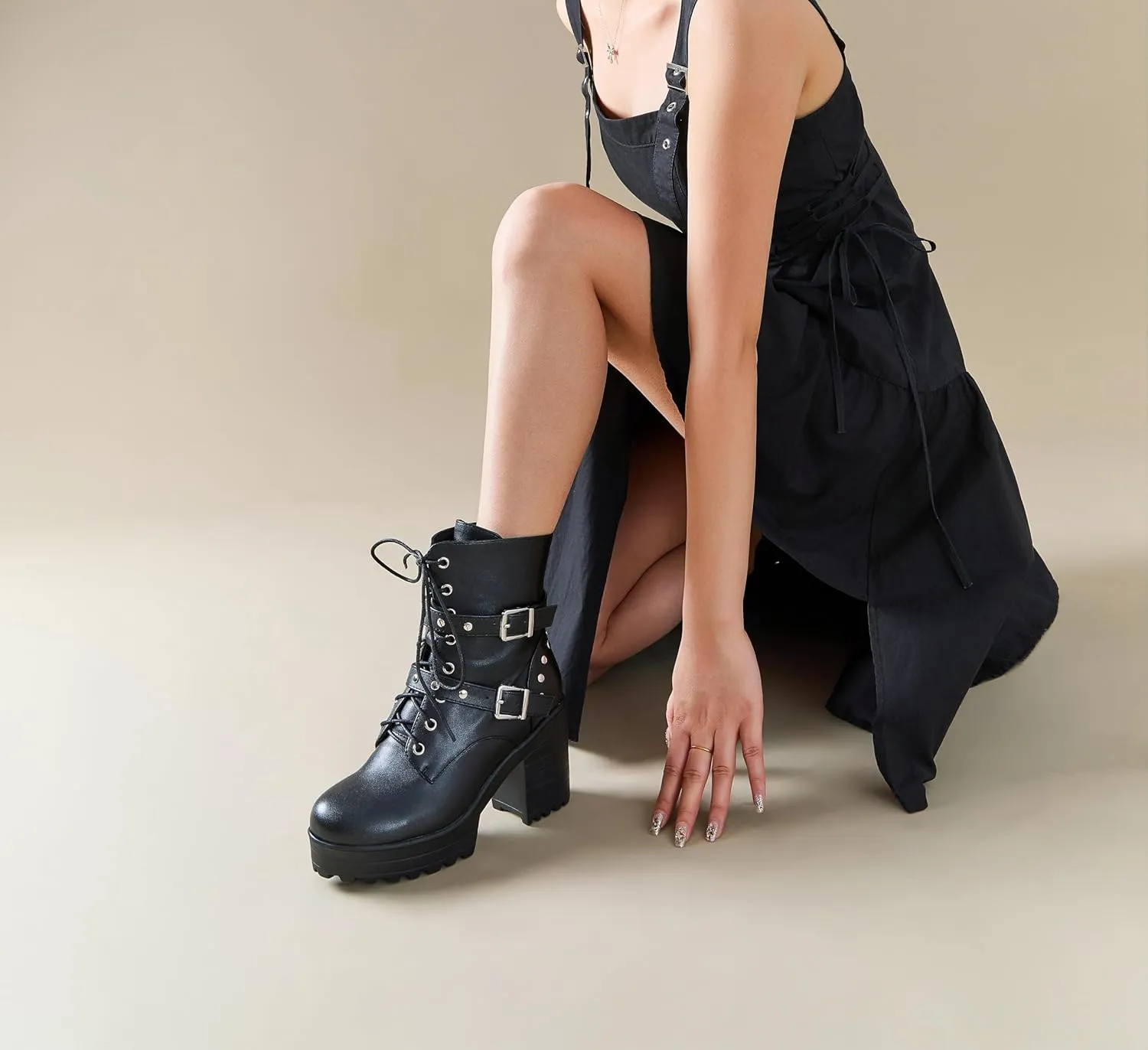 Women’s Ankle Boots Round Toe Gothic Chunky Platform Combat Boots Lace Up Short Booties Side Zipper Biker Boots