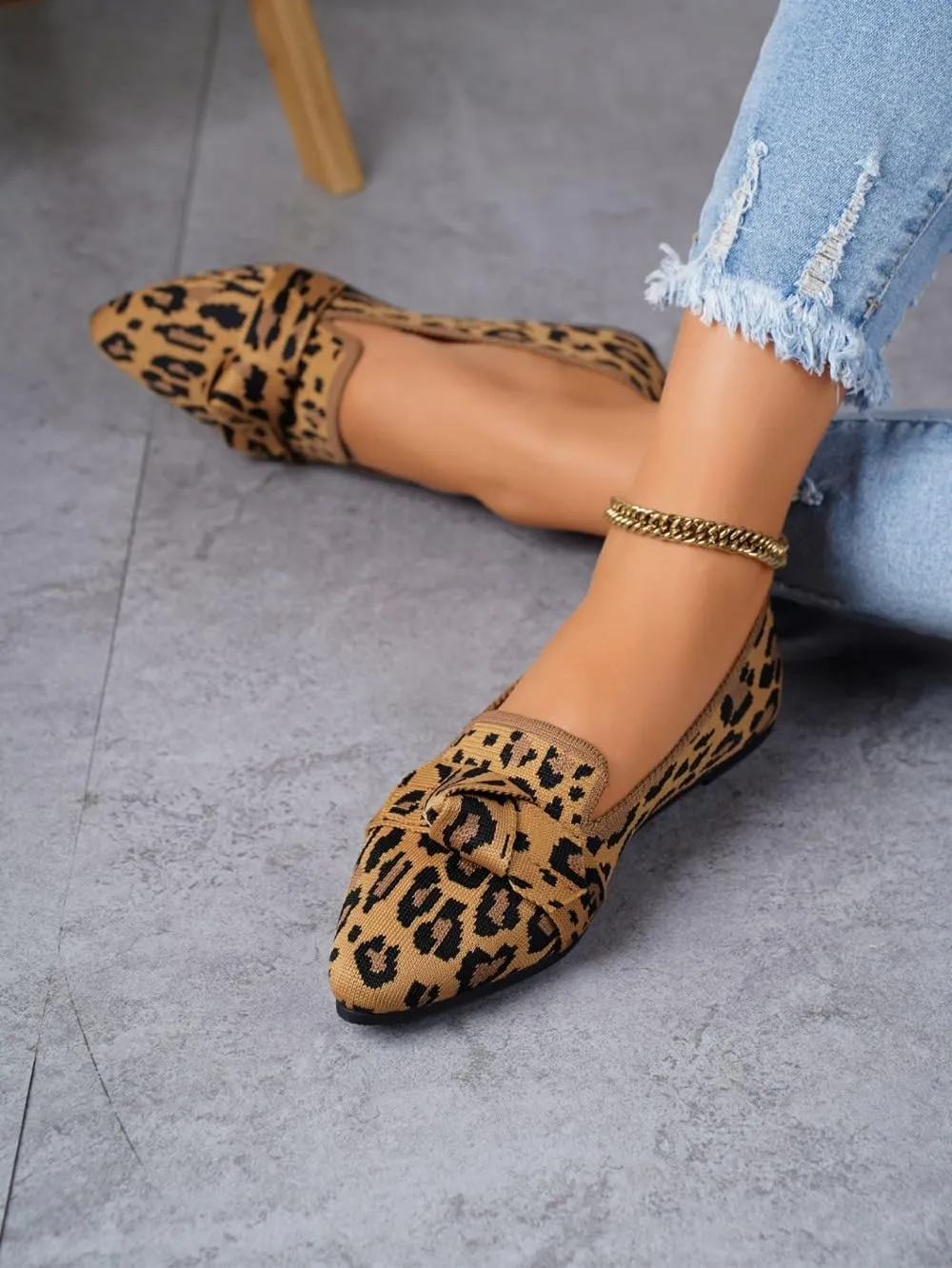 Women's Fashion Leopard Print Bow Decorated Slip on Moccasins, Casual Comfortable Pointed Toe Flat Shoes for Daily Wear, Lightweight Breathable Shoes for All Seasons
