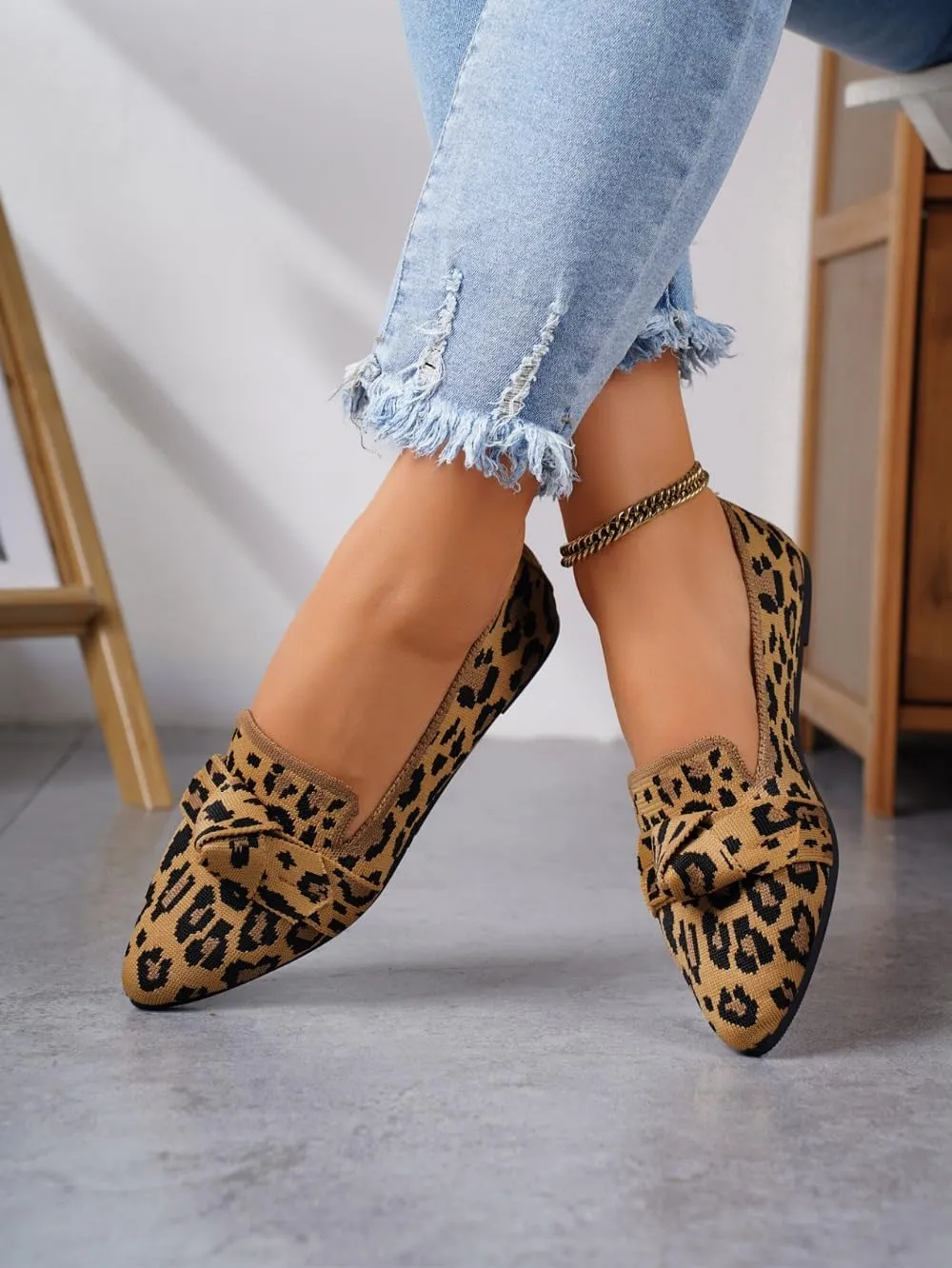 Women's Fashion Leopard Print Bow Decorated Slip on Moccasins, Casual Comfortable Pointed Toe Flat Shoes for Daily Wear, Lightweight Breathable Shoes for All Seasons