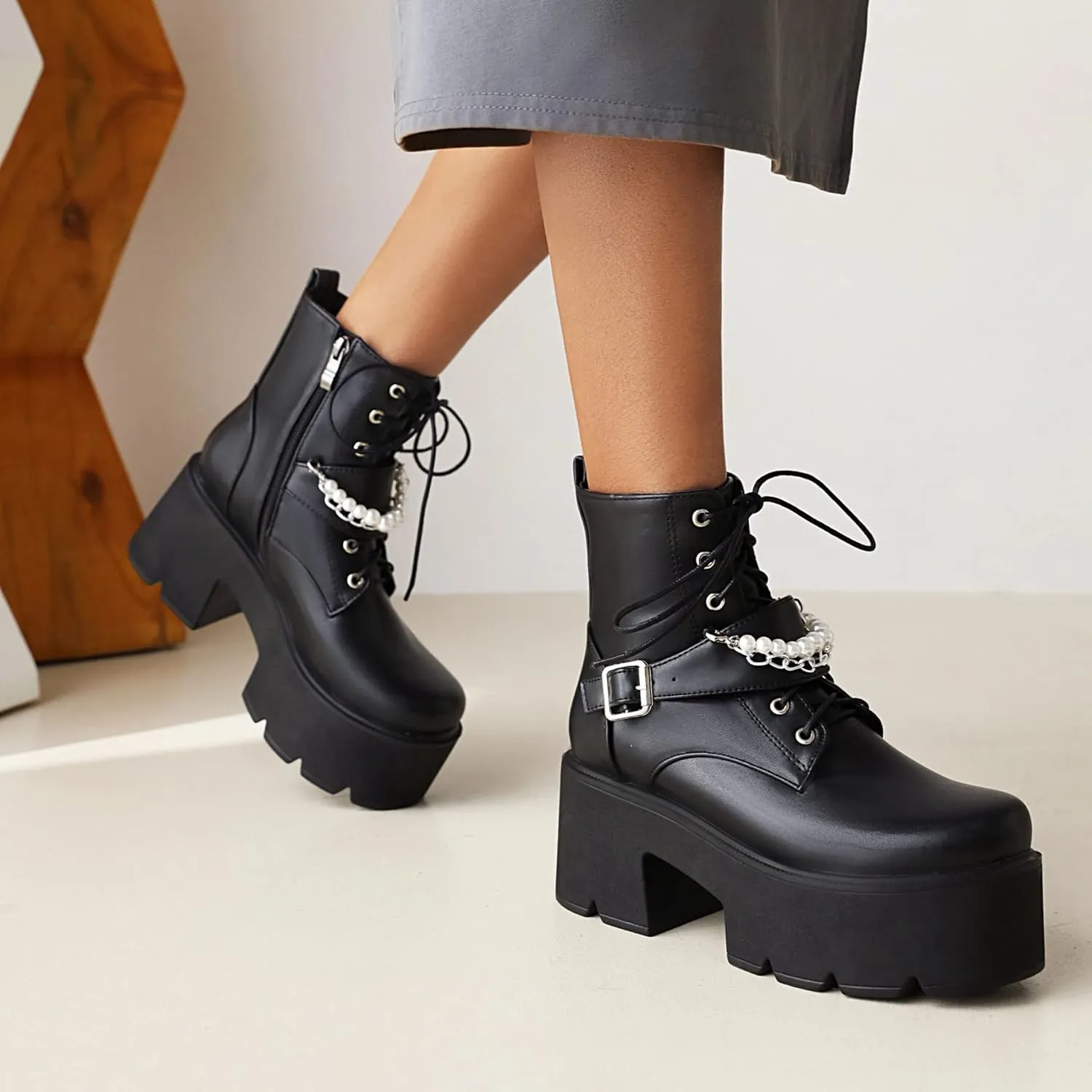 Women's Goth Platform Combat Boots, Gothic Chunky Heel Ankle Boots, Punk Fashion Booties