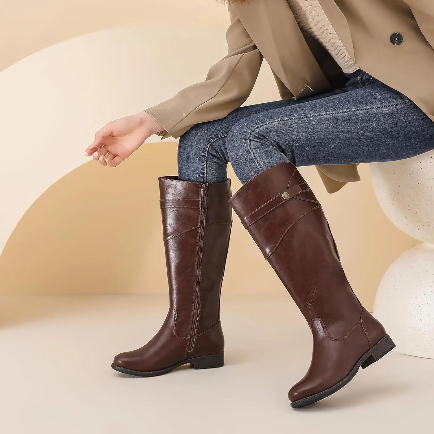 Women's Knee High Boots Wide Calf Comfortable Riding Combat Flat Boots and Fashionable for Fall and Winter Wear for Women.