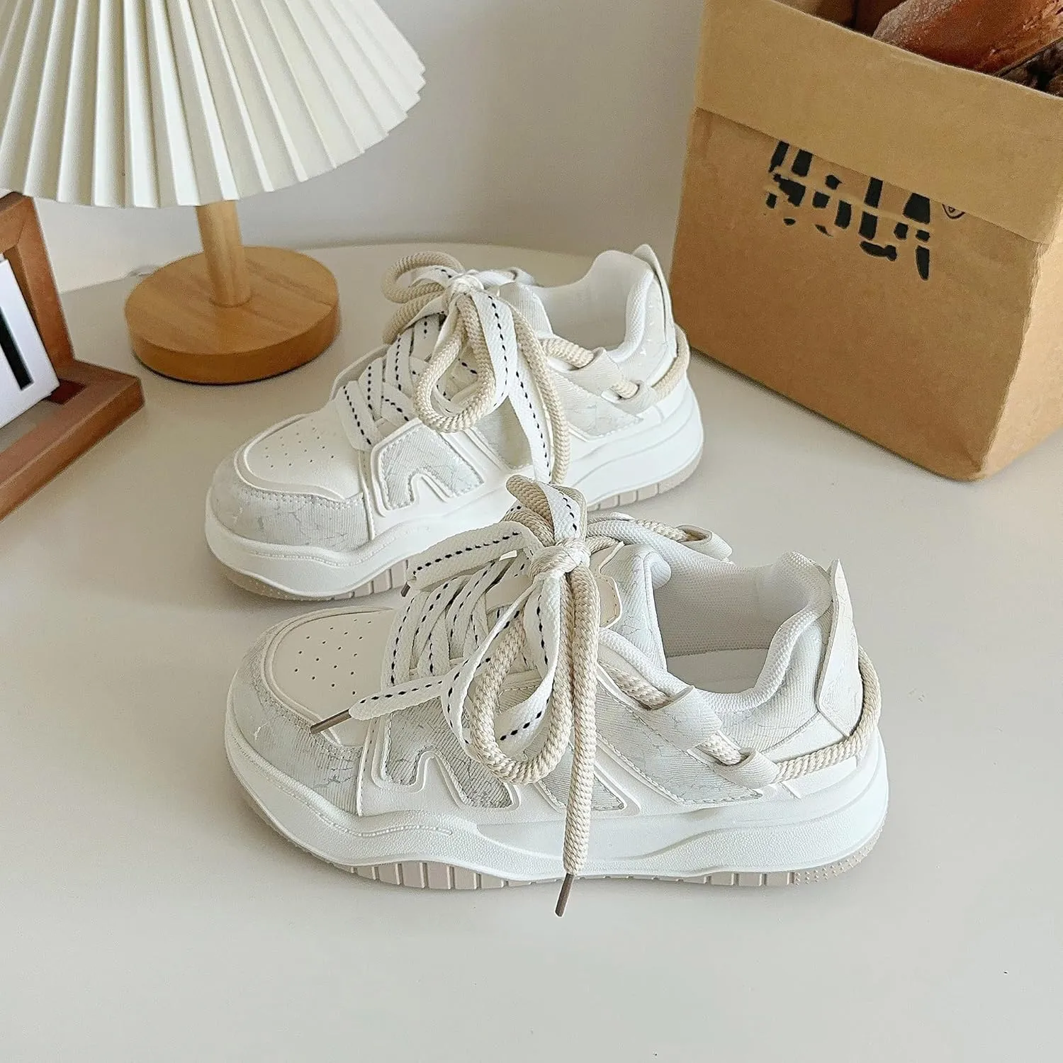 Women's Platform Sneakers Breathable Skate-Inspired Casual Shoes Lightweight Perforated PU Upper Walking Shoes