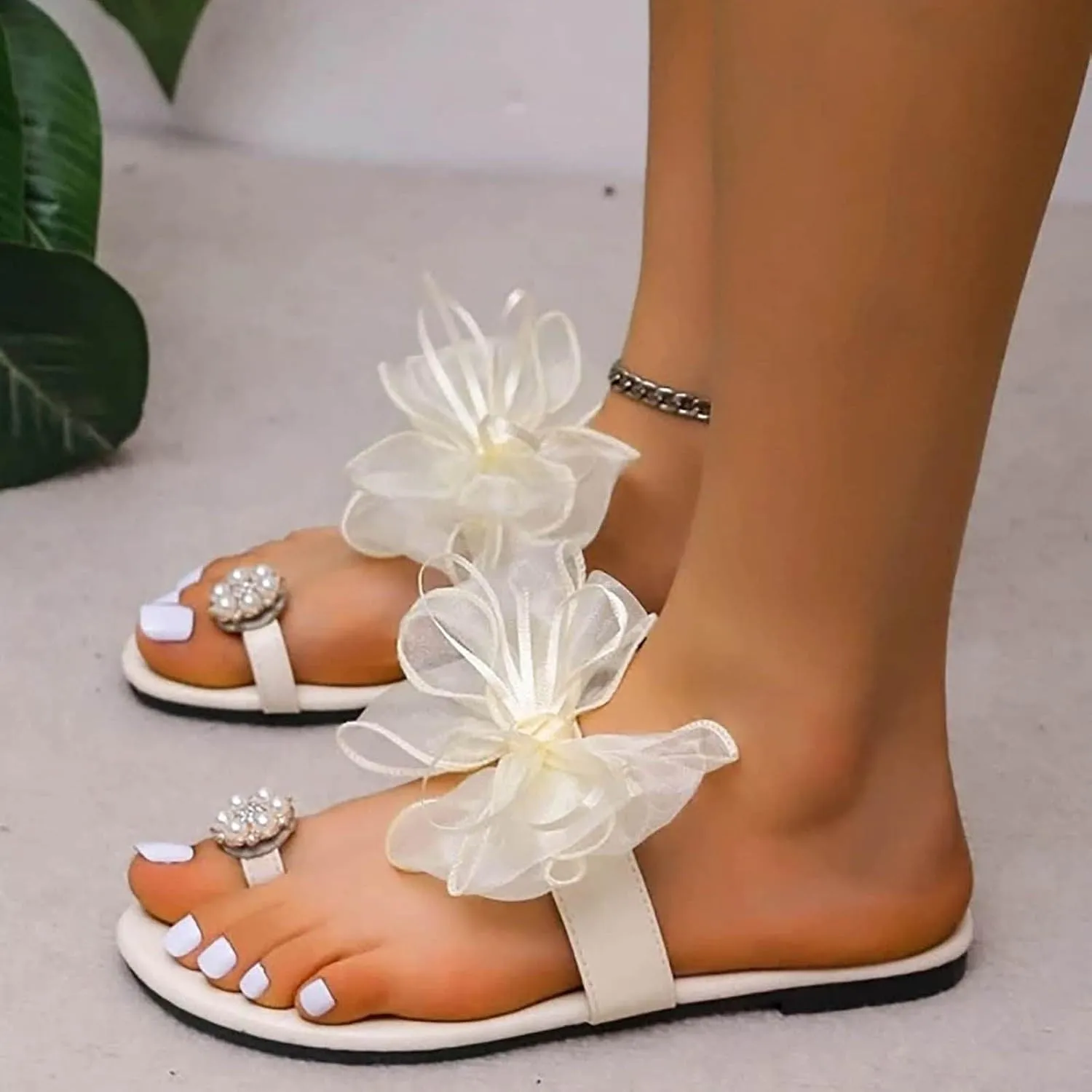 ZBYY Womens Flat Sandals,Summer Bow Tie Beach Sandals for Wedding Party Dress Gladiator Thong Flip Flop Slipper